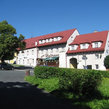Hotel Haltrava Klenci pod Cerchovem Exterior foto