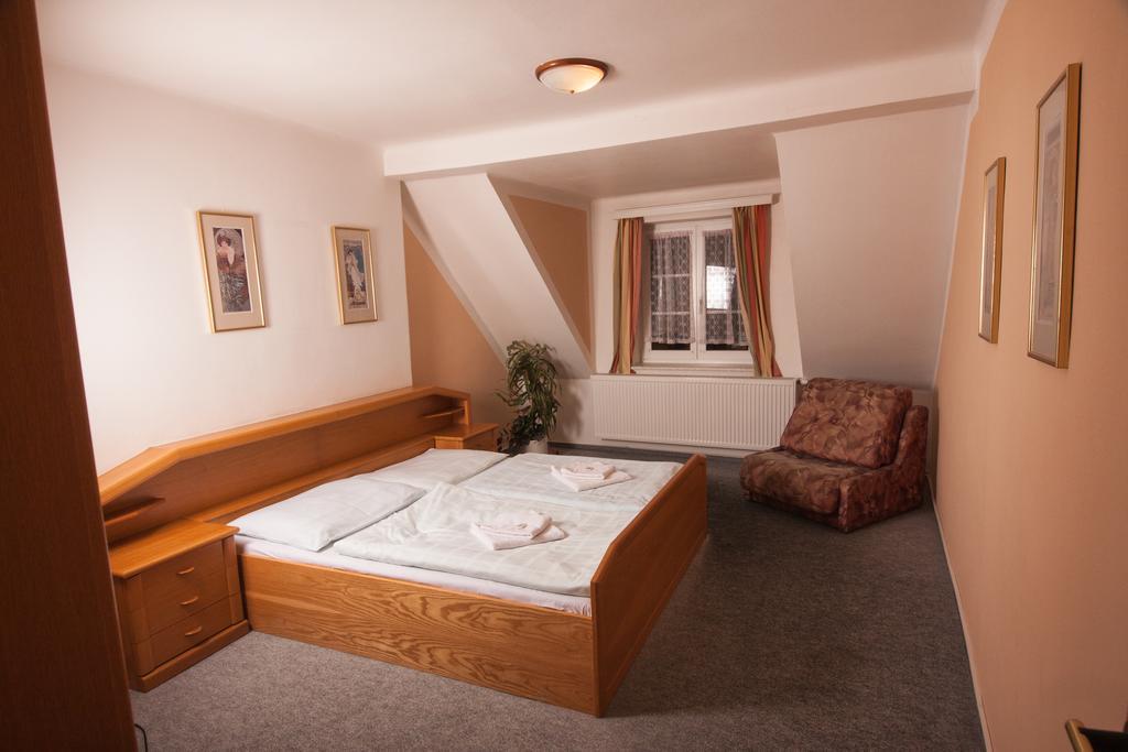 Hotel Haltrava Klenci pod Cerchovem Habitación foto